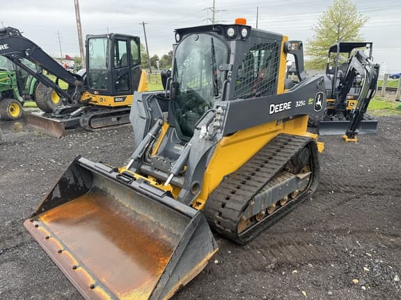 Image of John Deere 325G equipment image 4