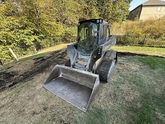 Image of John Deere 325G equipment image 3