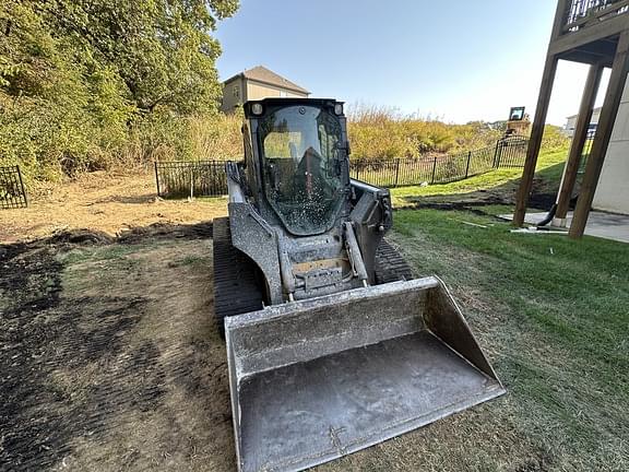 Image of John Deere 325G equipment image 2