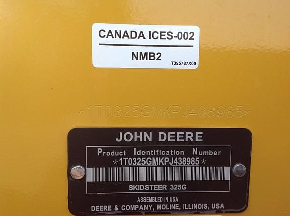 Image of John Deere 325G equipment image 4