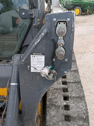 Image of John Deere 325G equipment image 4