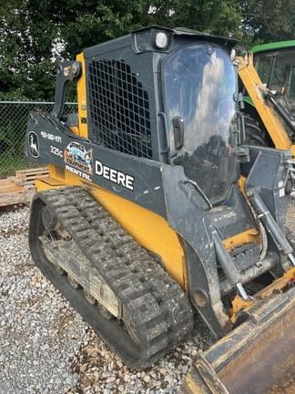 Image of John Deere 325G equipment image 4