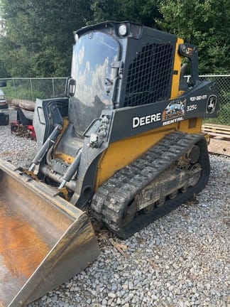 2022 John Deere 325G Equipment Image0