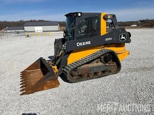 2022 John Deere 325G Image