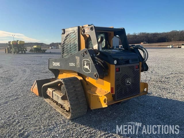 Image of John Deere 325G equipment image 2