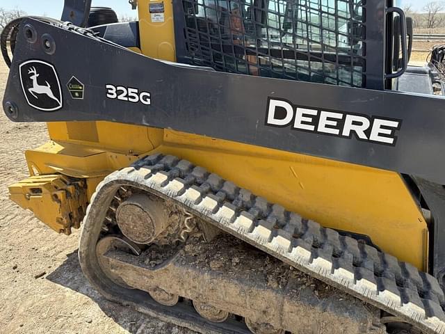 Image of John Deere 325G equipment image 2