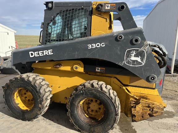 Image of John Deere 330G equipment image 3