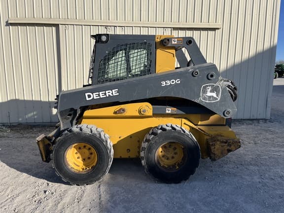 Image of John Deere 330G equipment image 1