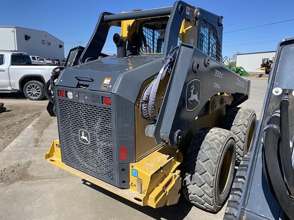 Image of John Deere 330G equipment image 4