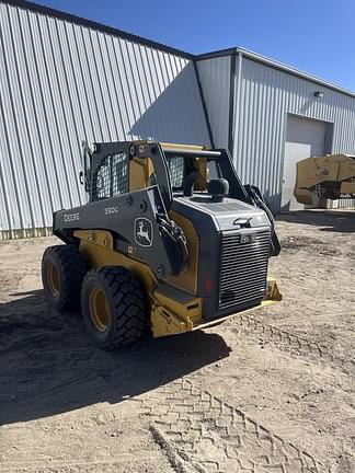 Image of John Deere 330G equipment image 2