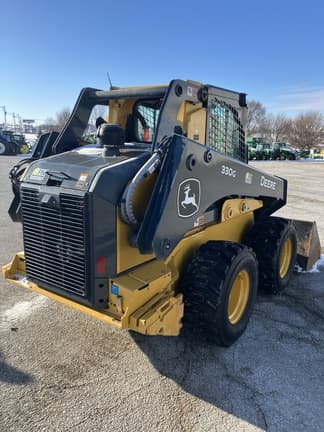 Image of John Deere 330G equipment image 3