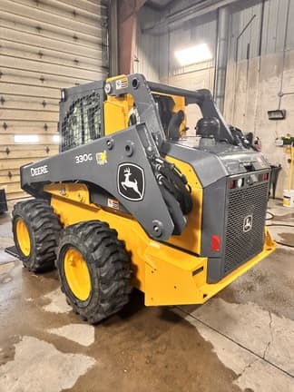 Image of John Deere 330G equipment image 2