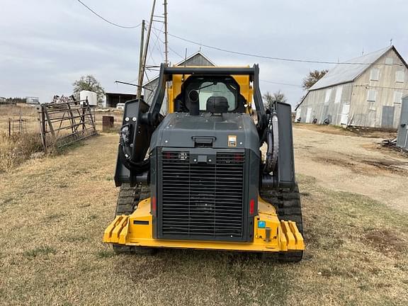 Image of John Deere 331G equipment image 4