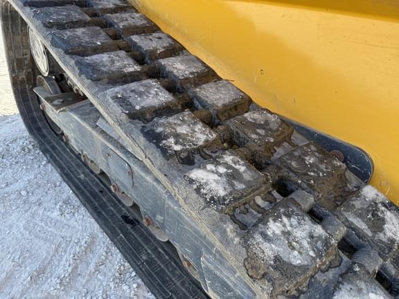 Image of John Deere 331G equipment image 1