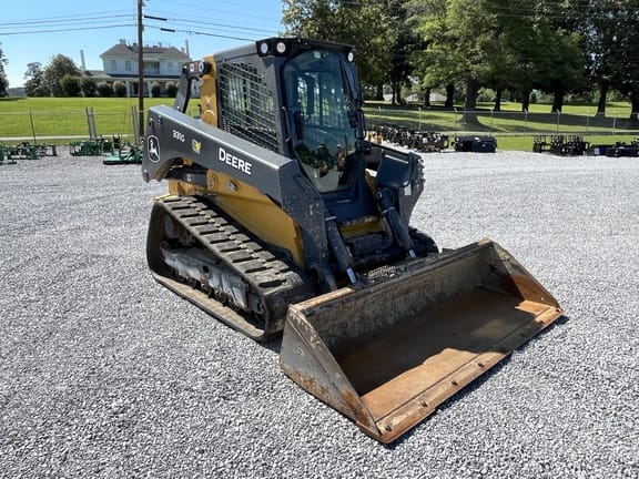 2022 John Deere 331G Equipment Image0