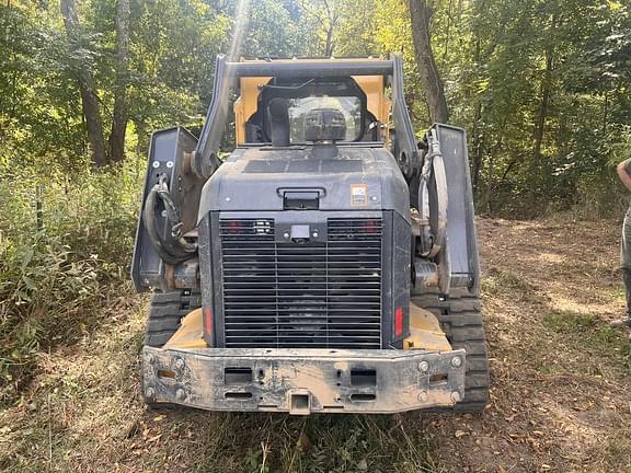 Image of John Deere 331G equipment image 4