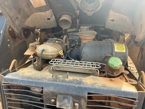 Image of John Deere 331G equipment image 3
