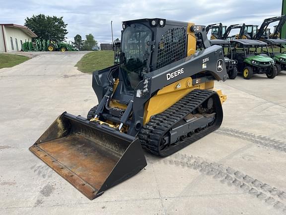 Image of John Deere 331G Primary image