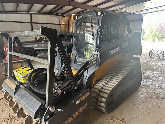 Image of John Deere 331G equipment image 2