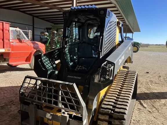 Image of John Deere 331G equipment image 1