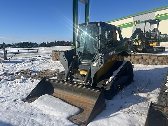 Image of John Deere 331G equipment image 1