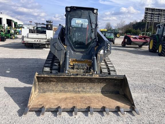 Image of John Deere 331G equipment image 4