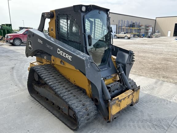Image of John Deere 331G equipment image 4
