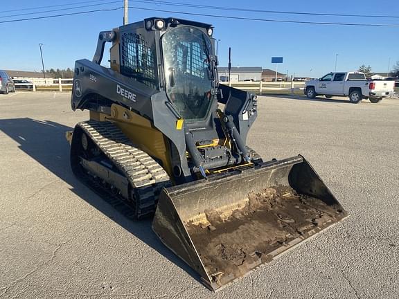 Image of John Deere 331G equipment image 2