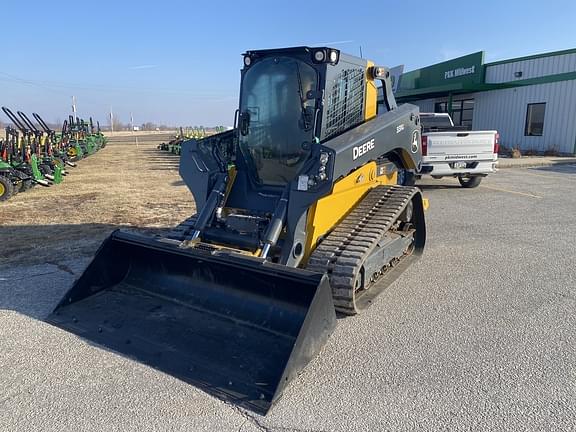 Image of John Deere 331G Primary image