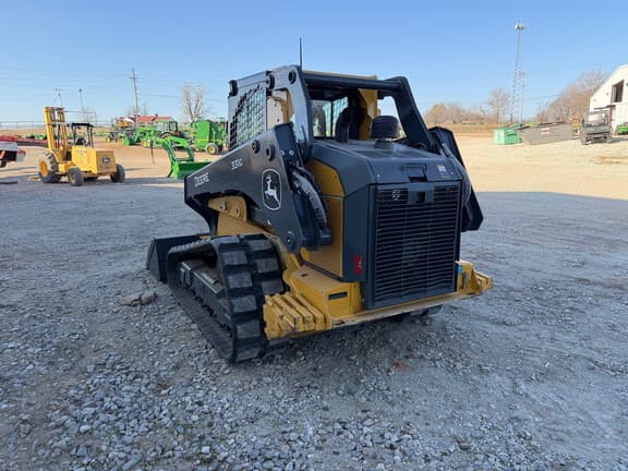 Image of John Deere 331G equipment image 4