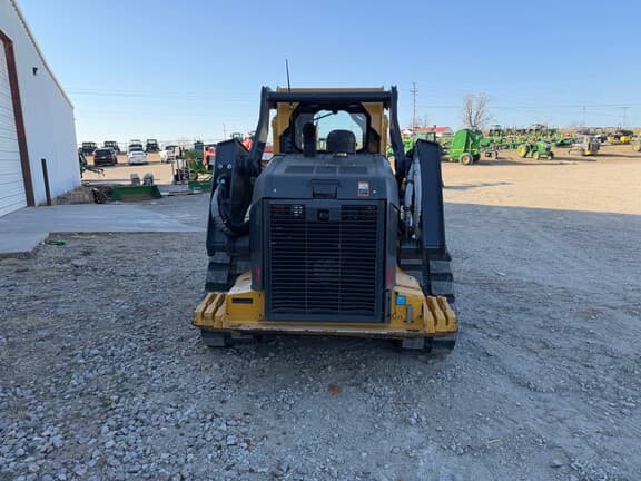 Image of John Deere 331G equipment image 3