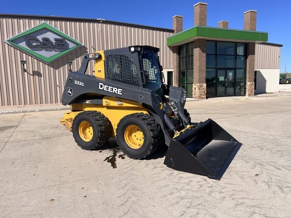 2022 John Deere 332G Equipment Image0