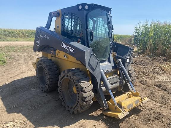 Image of John Deere 332G equipment image 1