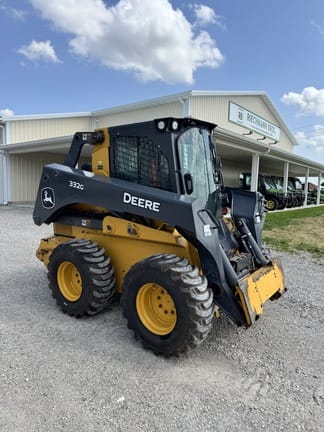 2022 John Deere 332G Equipment Image0