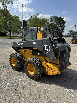 Image of John Deere 332G equipment image 1