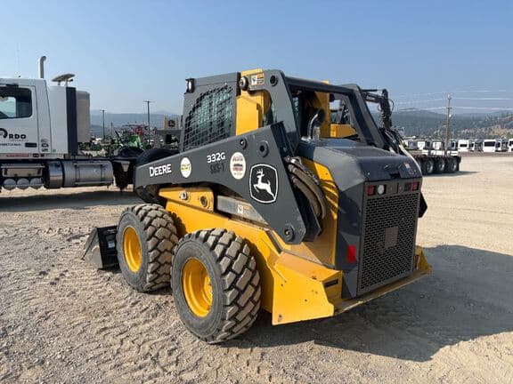 Image of John Deere 332G equipment image 2