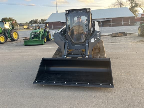 2022 John Deere 333G Equipment Image0