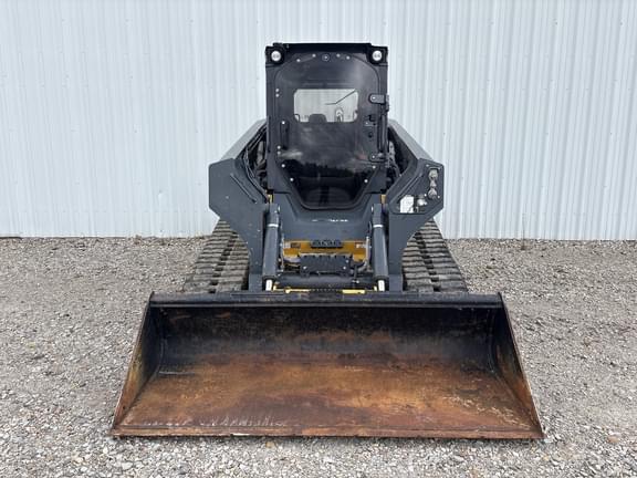 Image of John Deere 333G equipment image 2