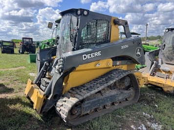 Main image John Deere 333G