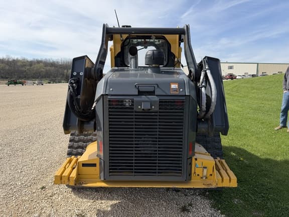 Image of John Deere 333G equipment image 3
