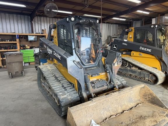 2022 John Deere 333G Equipment Image0