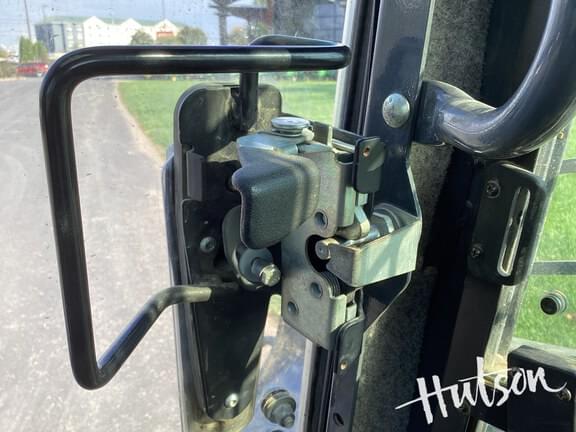 Image of John Deere 333G equipment image 4