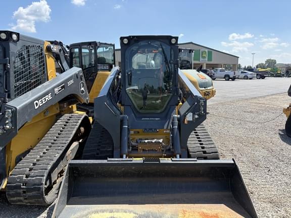 Image of John Deere 333G equipment image 4