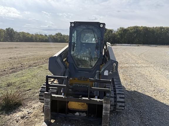 Image of John Deere 333G equipment image 3