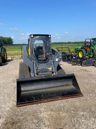 2022 John Deere 333G Equipment Image0
