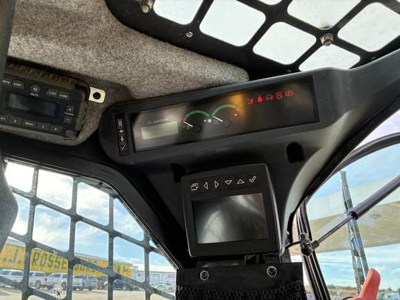 Image of John Deere 333G equipment image 4