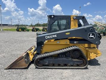 Main image John Deere 333G