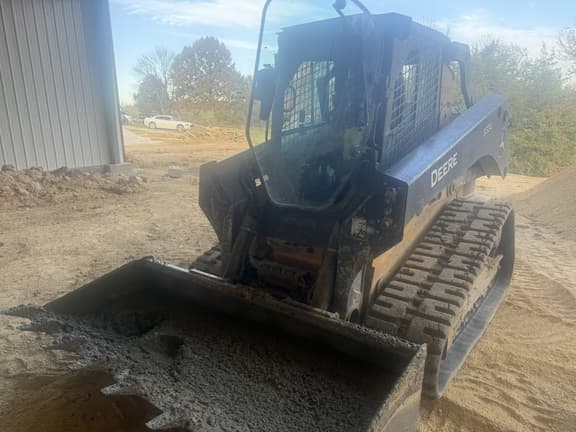 Image of John Deere 333G equipment image 2