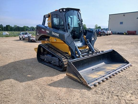 Image of John Deere 333G equipment image 2