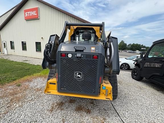 Image of John Deere 333G equipment image 3